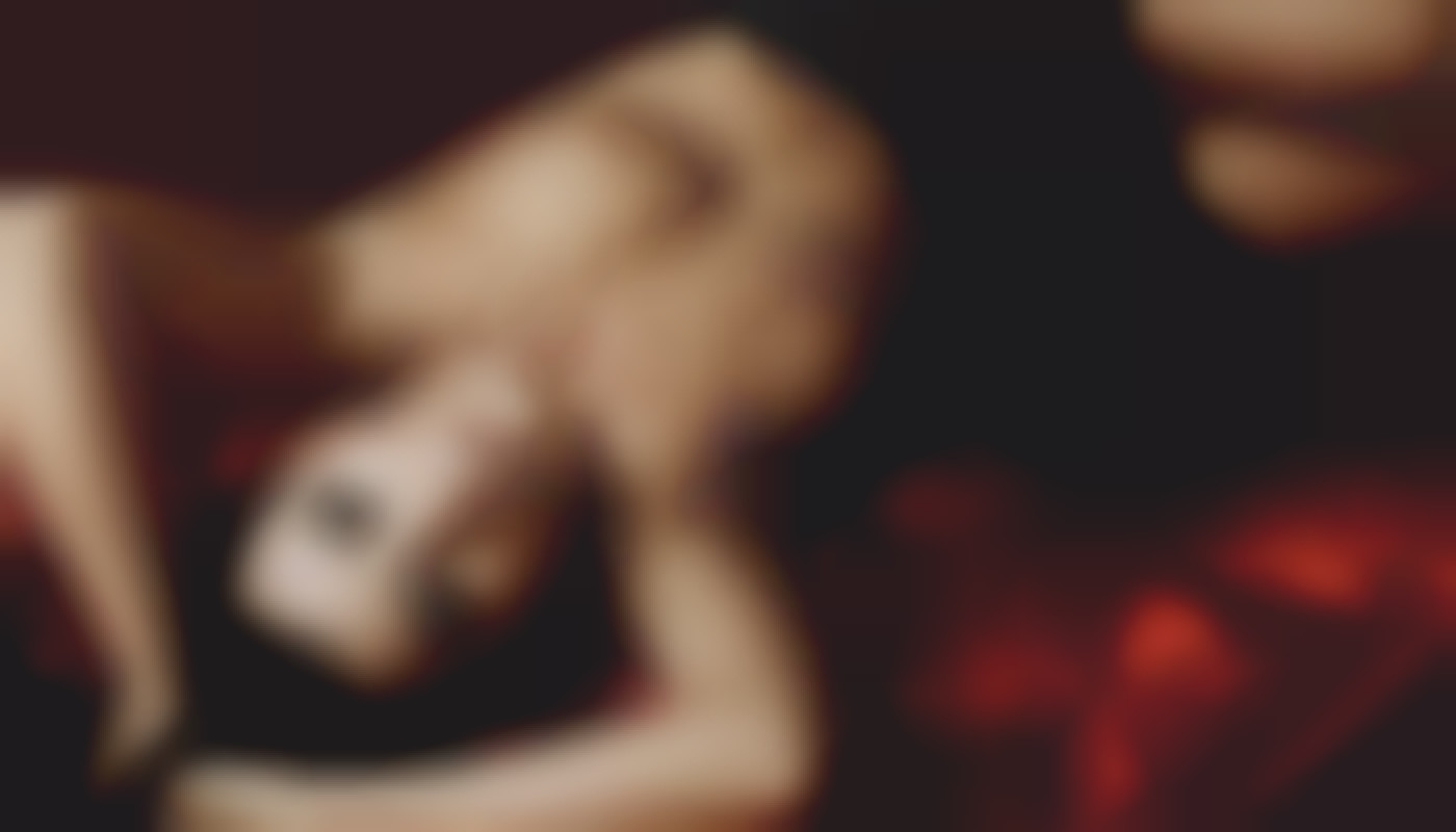 Dialogues sensuels en ligne l'art de la conversation érotique sur les plateformes de dating