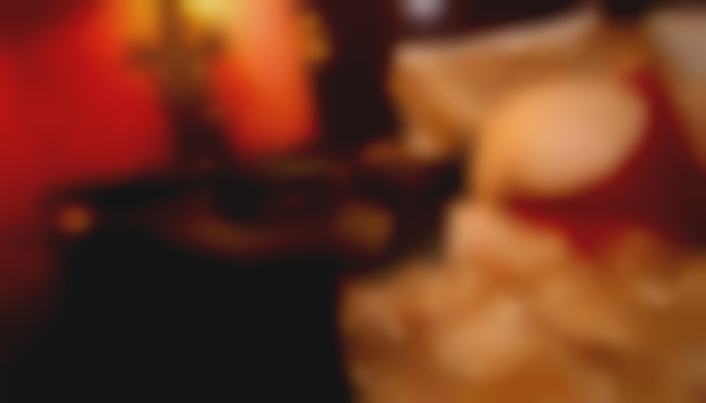 BDSM - Exploration de la domination et de la dilatation anale par téléphone